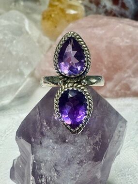 Sterling Silver Amethyst Double Faceted Teardrop Ring - Purple